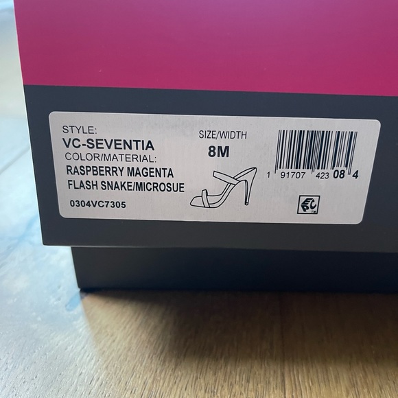 Vince Camuto Size/Width 8M pink high heels - Picture 3 of 3